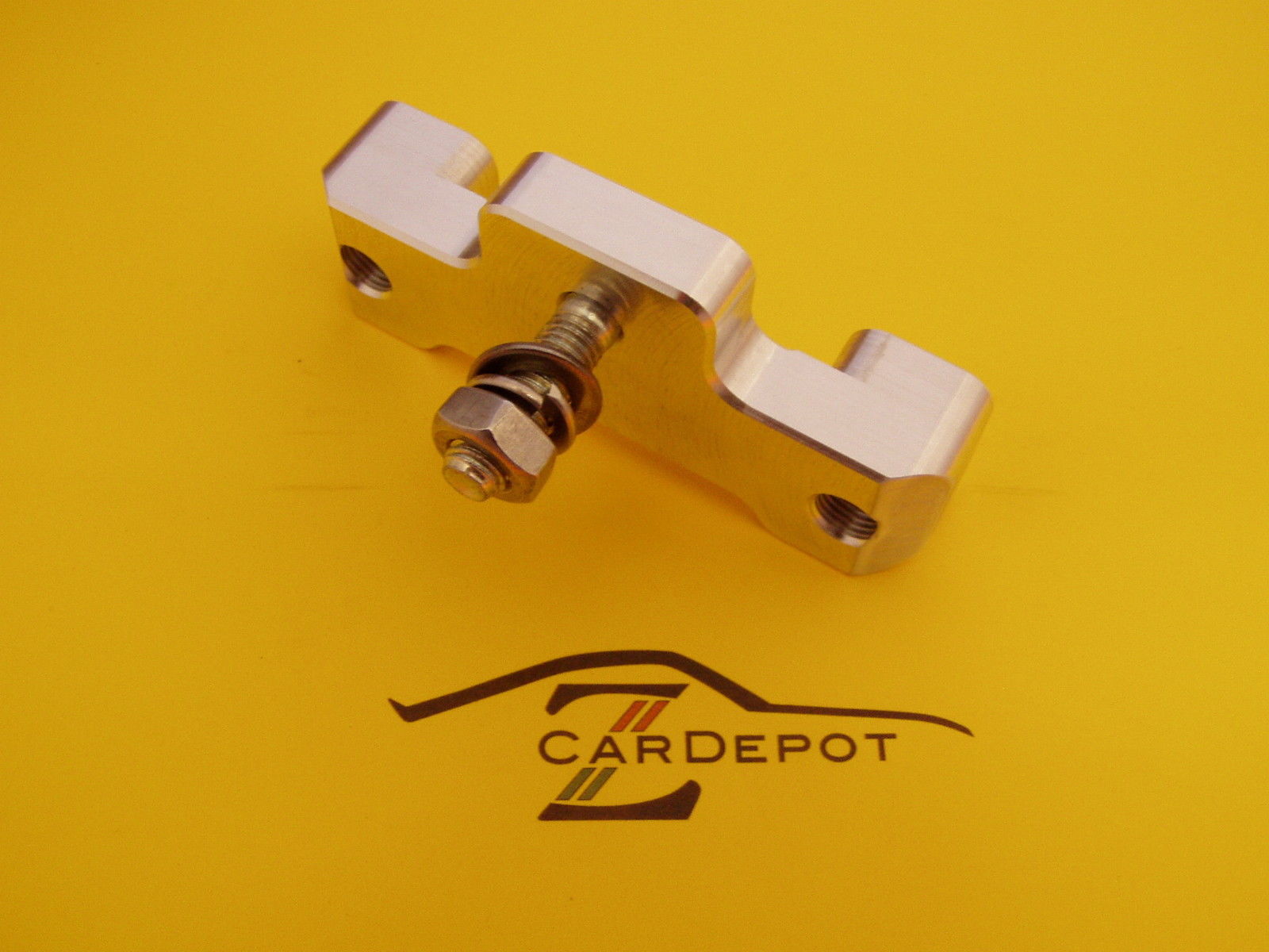 Datsun Z Mechanical Fuel Pump & Tube L24, L26 (To Nov.-'74 Datsun Z Mechanical Fuel Pump & Tube L24, L26 (To Nov.-'74